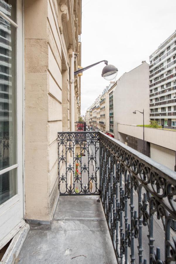 2 Bedroom Appartement Near Tour Eiffel & Trocadero Παρίσι Εξωτερικό φωτογραφία